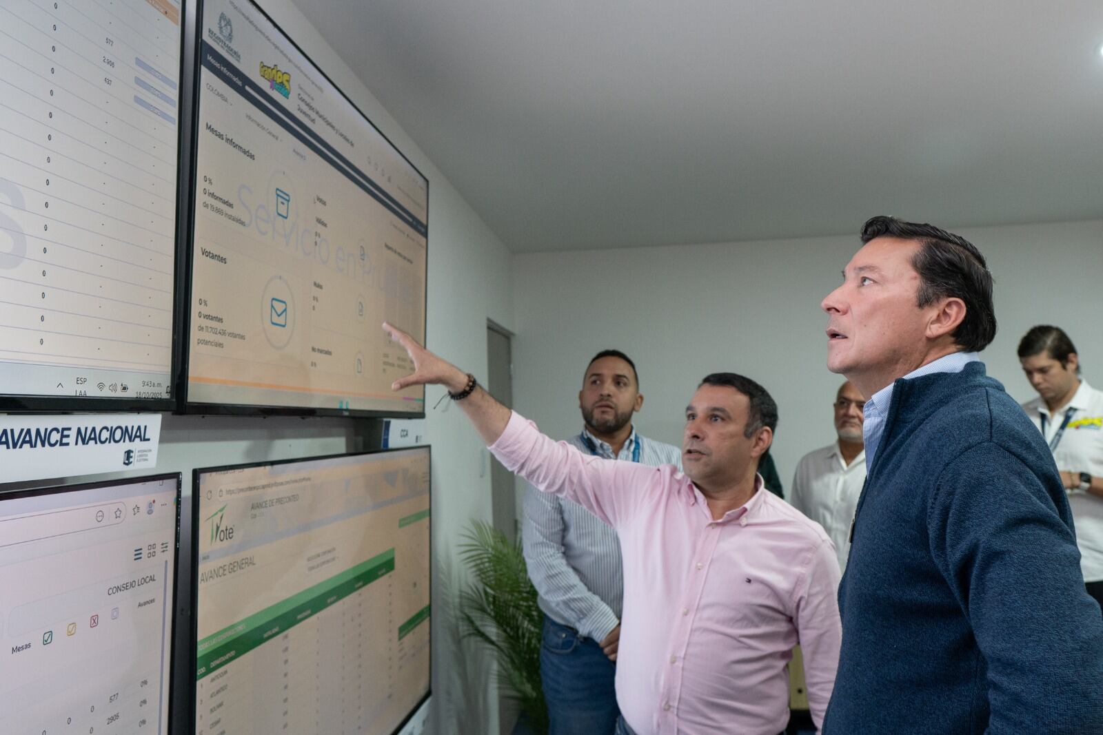 La cadena de procesos es clara: transmisión, recepción, digitalización, interpretación, verificación, consolidación de datos estructurados y publicación.