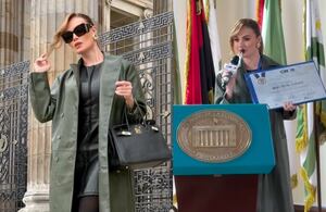 Sara Uribe recibió reconocimiento en el Congreso de la República