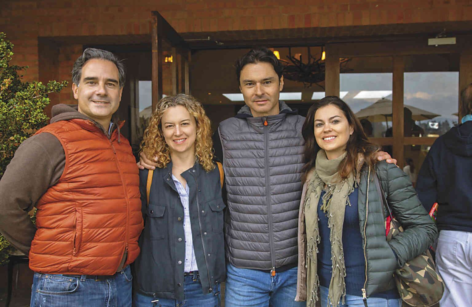 Sergio Muñoz, Mayra Naun, Camilo Espinosa y Patricia Rodríguez.
