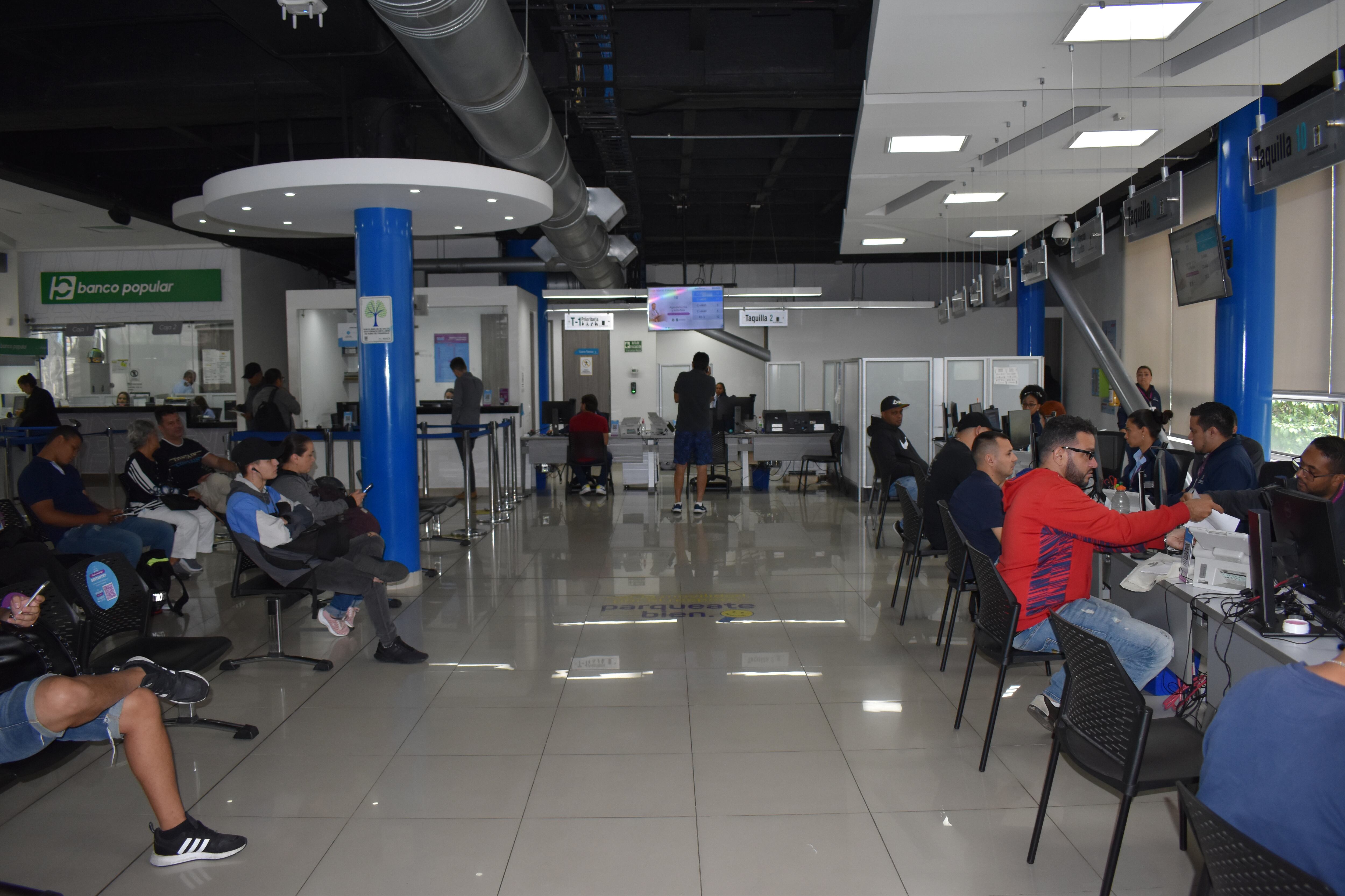 Oficinas de la Secretaría de Movilidad de Medellín.