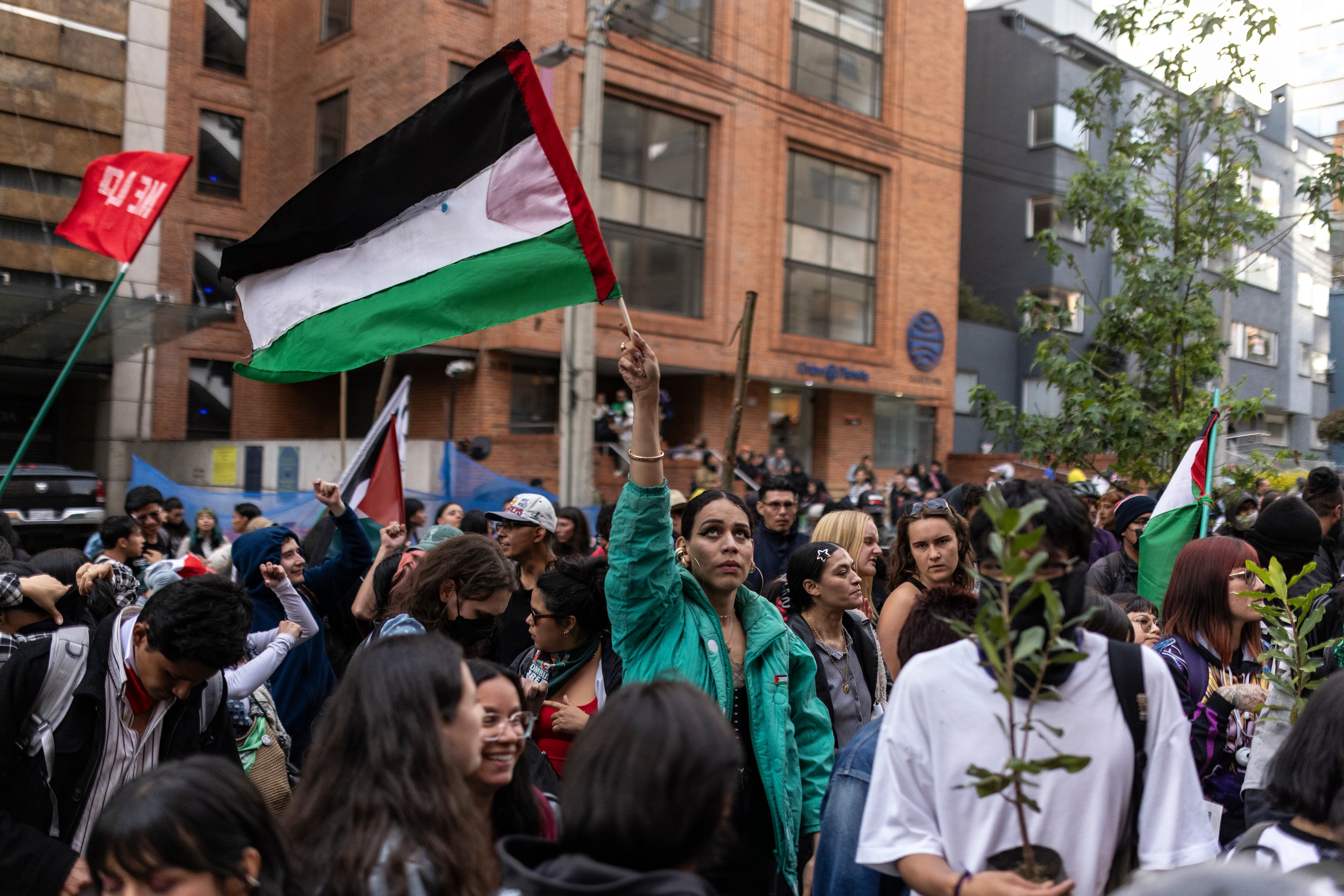 Manifestación a favor de Palestina y por la interceptación por parte del Estado de Israel a la Flotilla que se dirigía a Gaza con ayuda humanitaria y defensores de derechos humanos, entre ellos dos colombianas
