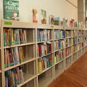 Con la presencia del embajador de Suiza en Colombia sr DIDIER PFIRTER entregan donacion de mas de 12000 libros y audiovisuales a BIBLORED realizado en lel centro cultural biblioteca publica
JULIO MARIO SANTO DOMINGO
JULIO 29 2010
foto Guillermo Torres Semana