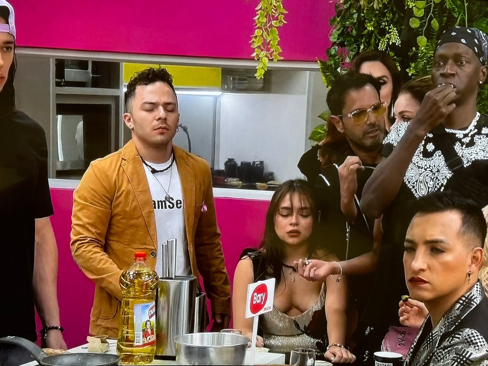 Alejandro Estrada le terminó, en vivo, a Nataly Umaña en la Casa de los famosos.