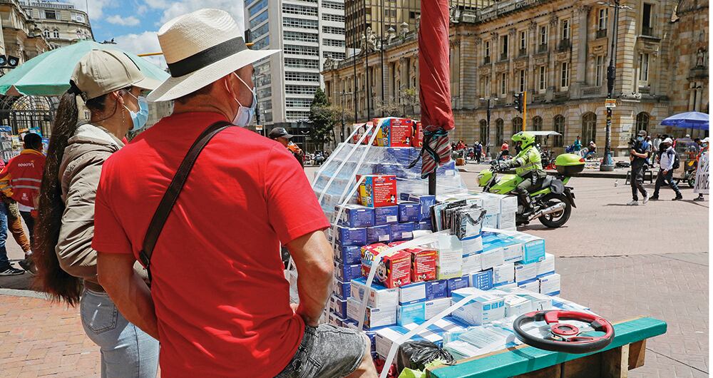 La población que gana menos del salario mínimo no logra avanzar y el que recibe ese ingreso se estanca allí, sin evolucionar. 