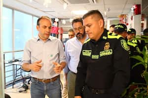 El alcalde Alejandro Eder insistió que la presencia policial en las calles de Cali debe ser mayor.