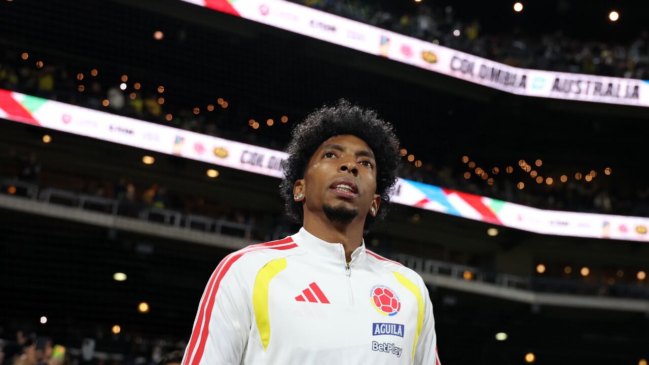 Johan Mojica, lateral de Selección Colombia que podría dejar Europa a 100 días del Mundial 2026