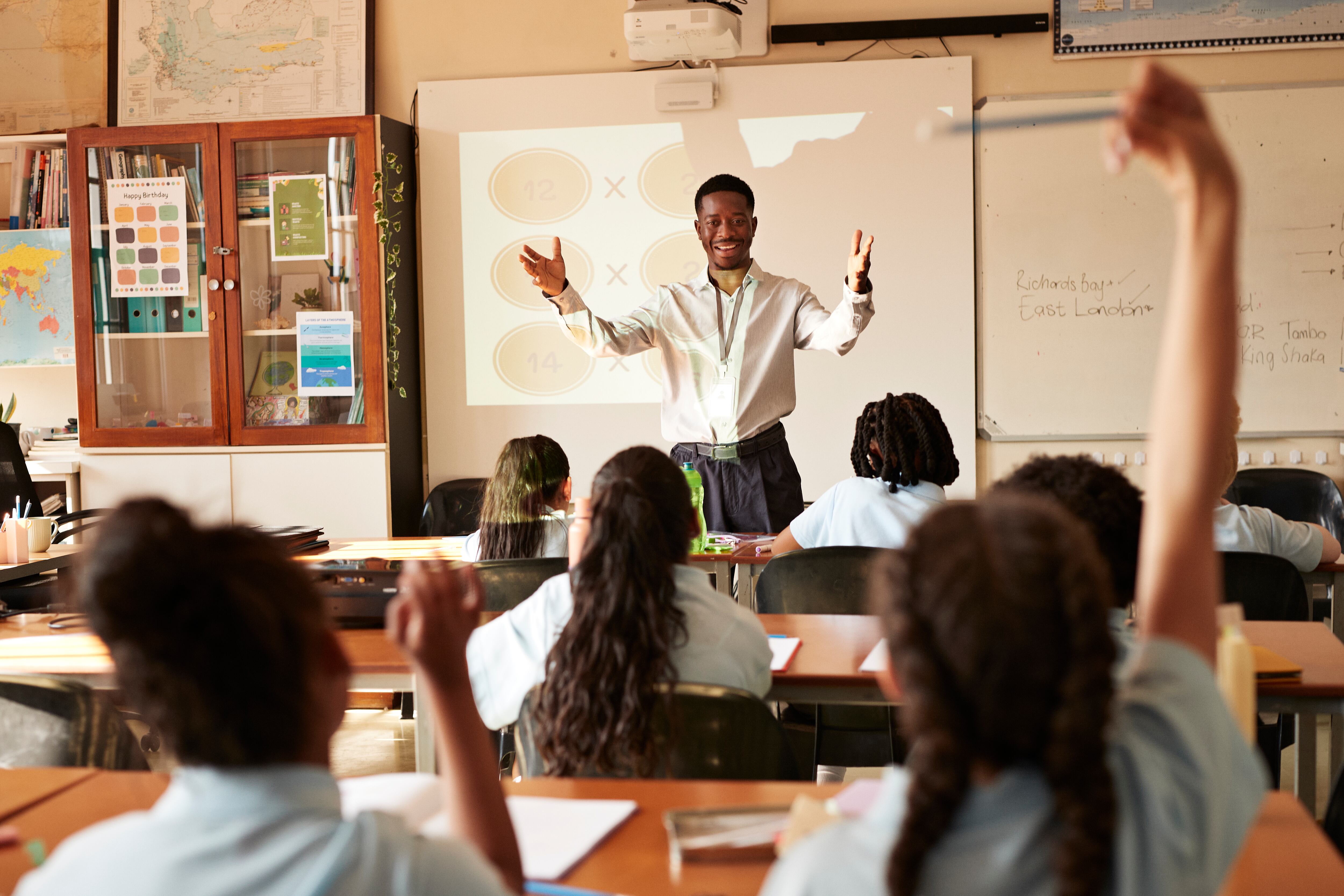 Para 2030 habrán 321.289 docentes en Colombia.