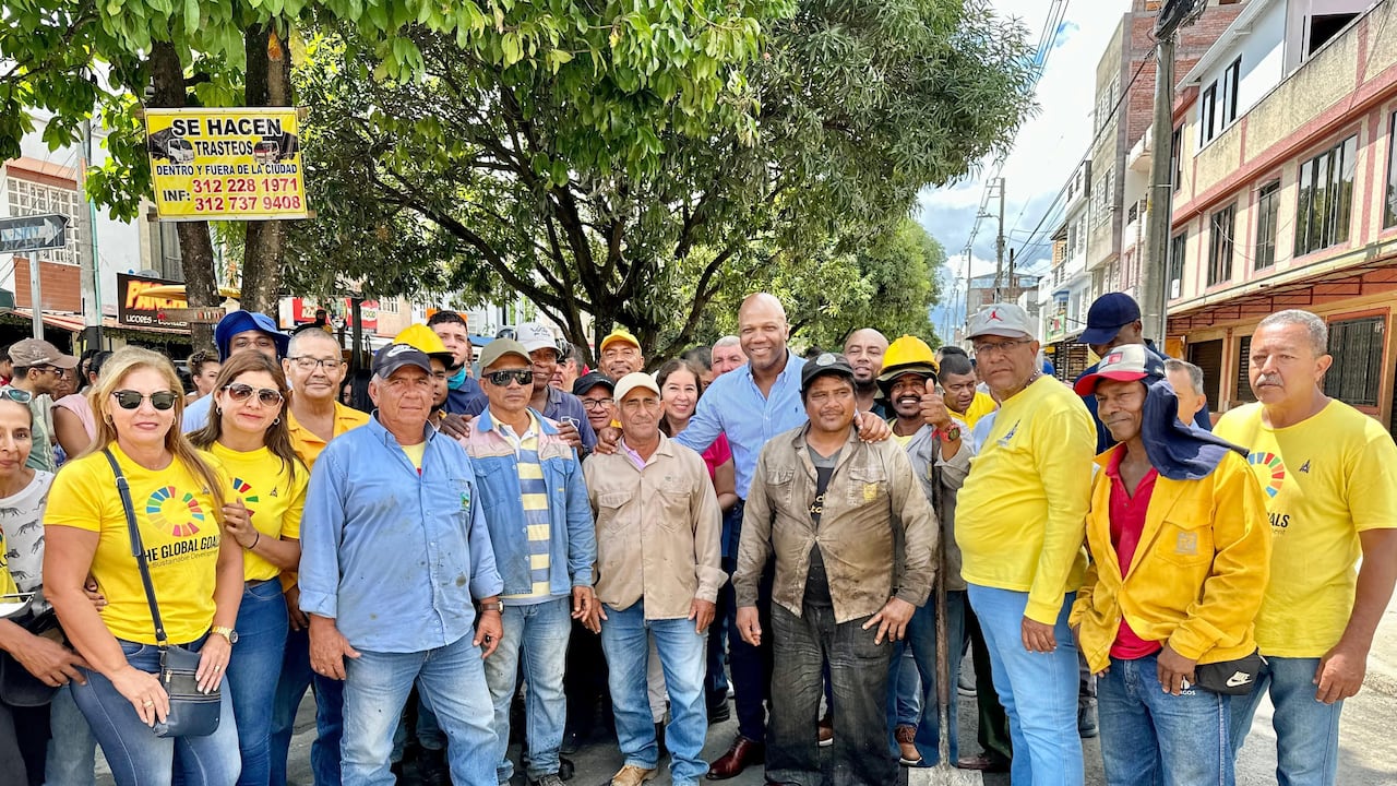Reparación de tramos viales en Palmira