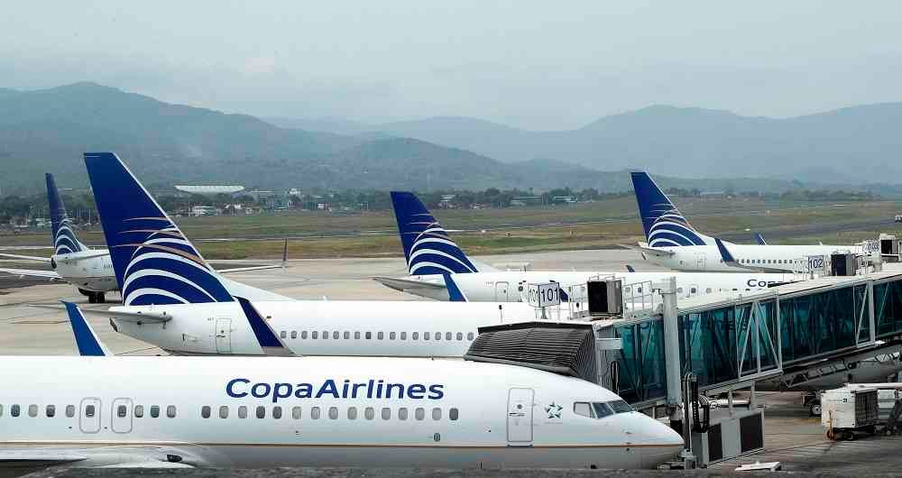 Copa informó en un comunicado que mantiene sus vuelos hacia y desde Caracas en horarios diurnos, "bajo estrictos protocolos de alerta y precaución".