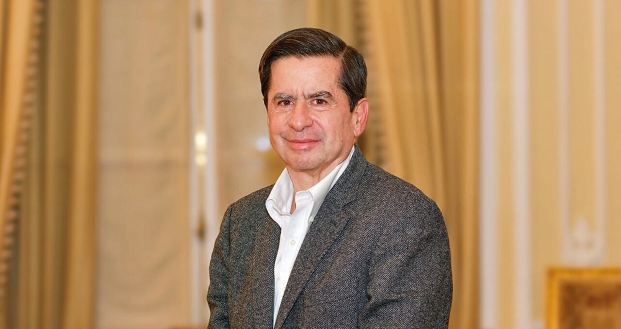 JUAN FERNANDO CRISTOExministro del Interior