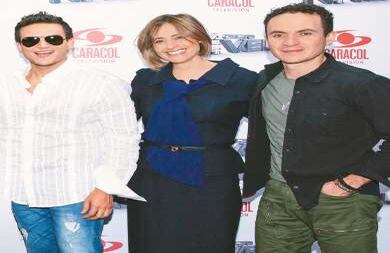 Silvestre Dangond, María Lucía Fernández y Fonseca.