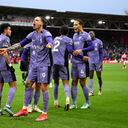 Liverpool sigue firme en la cima de la Premier League