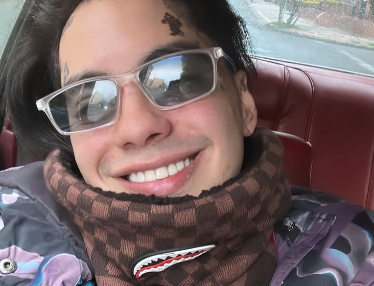 Le caen a Nicolás Arrieta por comentarios machistas y homofóbicos