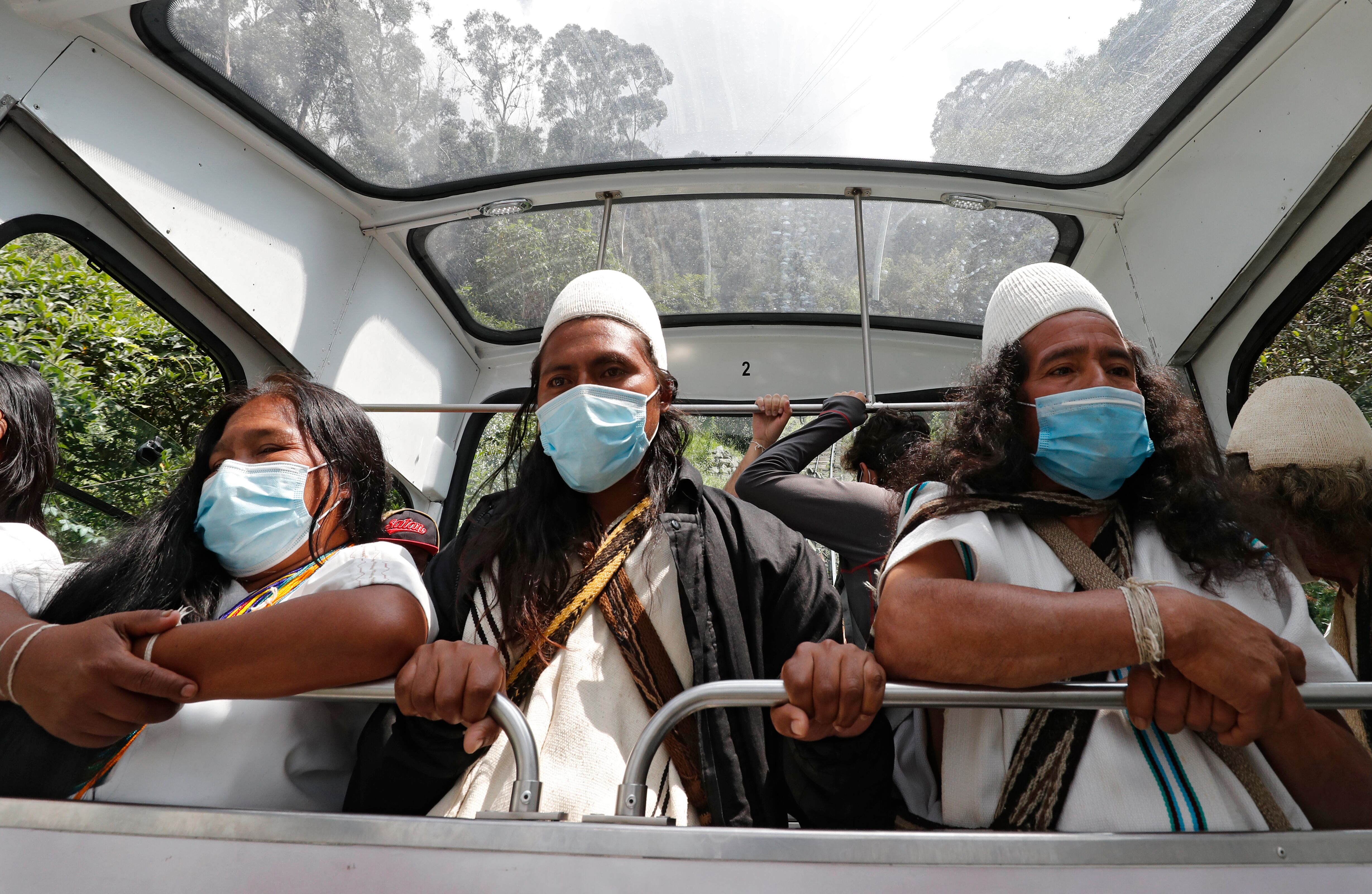 Indigenas Arhuacos en el Cerro de Monserrate
