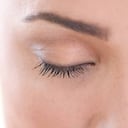 Remedios caseros como la mezcla de avena, miel y huevo contienen vitaminas, minerales y aminoácidos esenciales que ayudan a prevenir la piel flácida. Foto: Gettyimages.