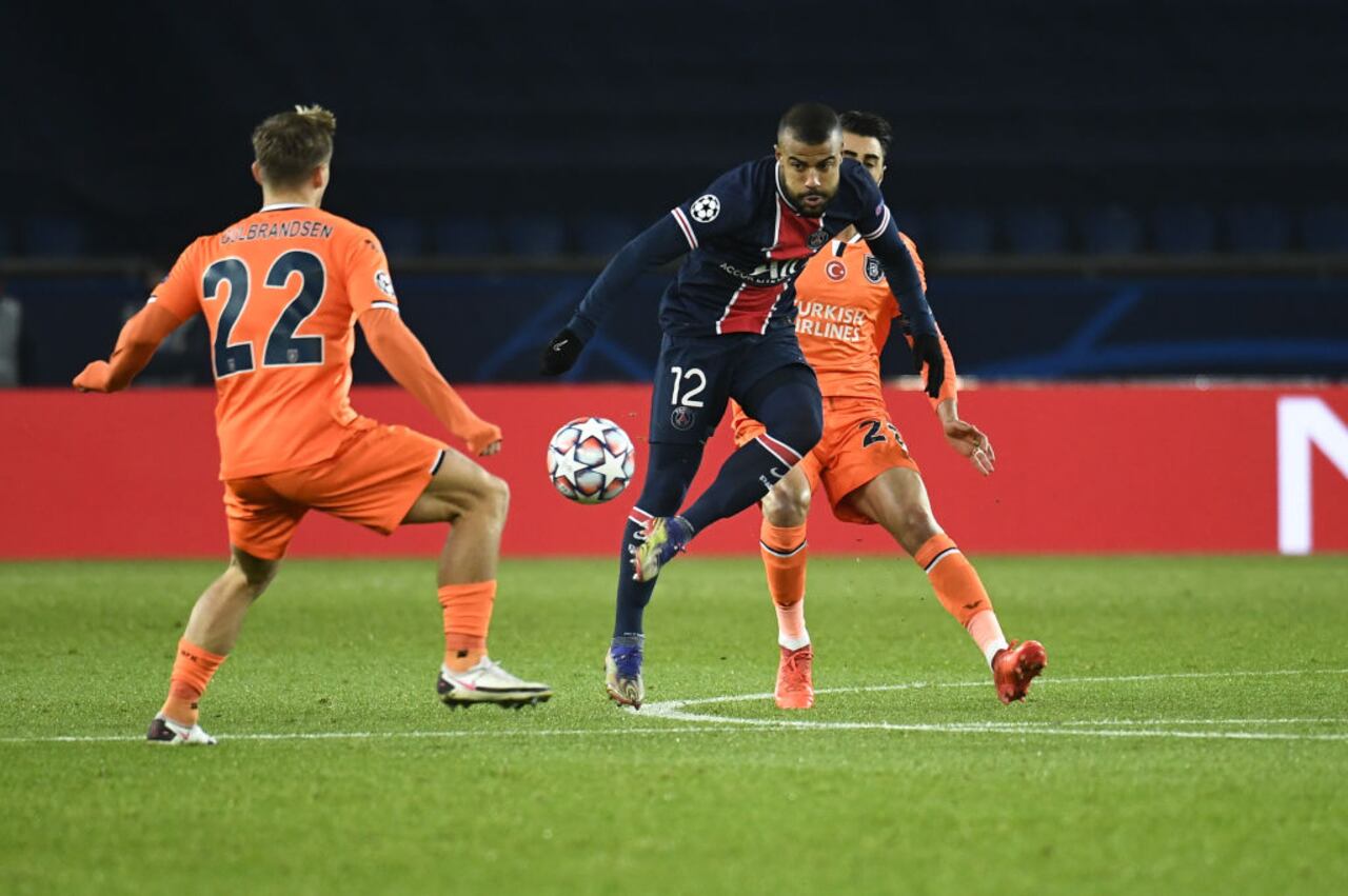 Tras la polémica, y una vez finalizados los demás juegos, un responsable del equipo Basaksehir reveló que el juego se reanudará el miércoles.