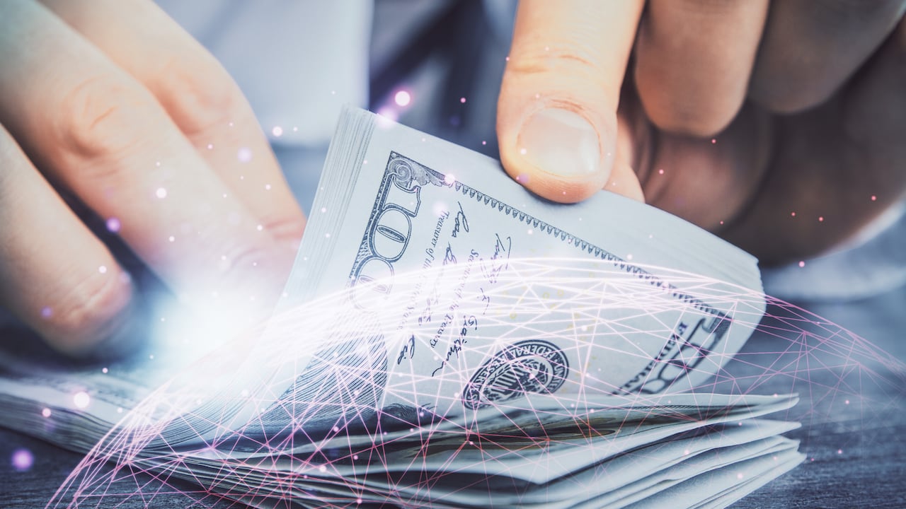 De acuerdo con BBVA Research, los ingresos por remesas en 2023 representaron el 65 por ciento de los ingresos obtenidos por exportación de petróleo y derivados.