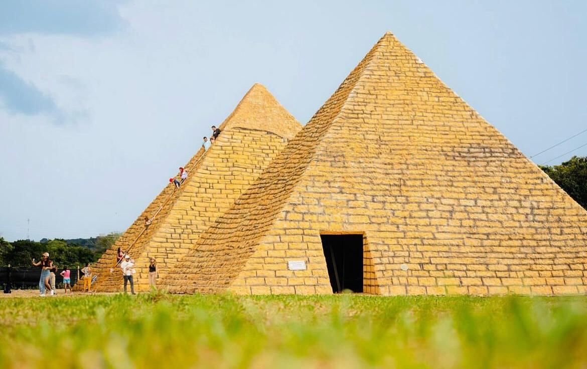 La embarcación es la más grande de Latinoamérica: tiene 50 metros de largo, 13 metros de ancho y 10 metros de alto.