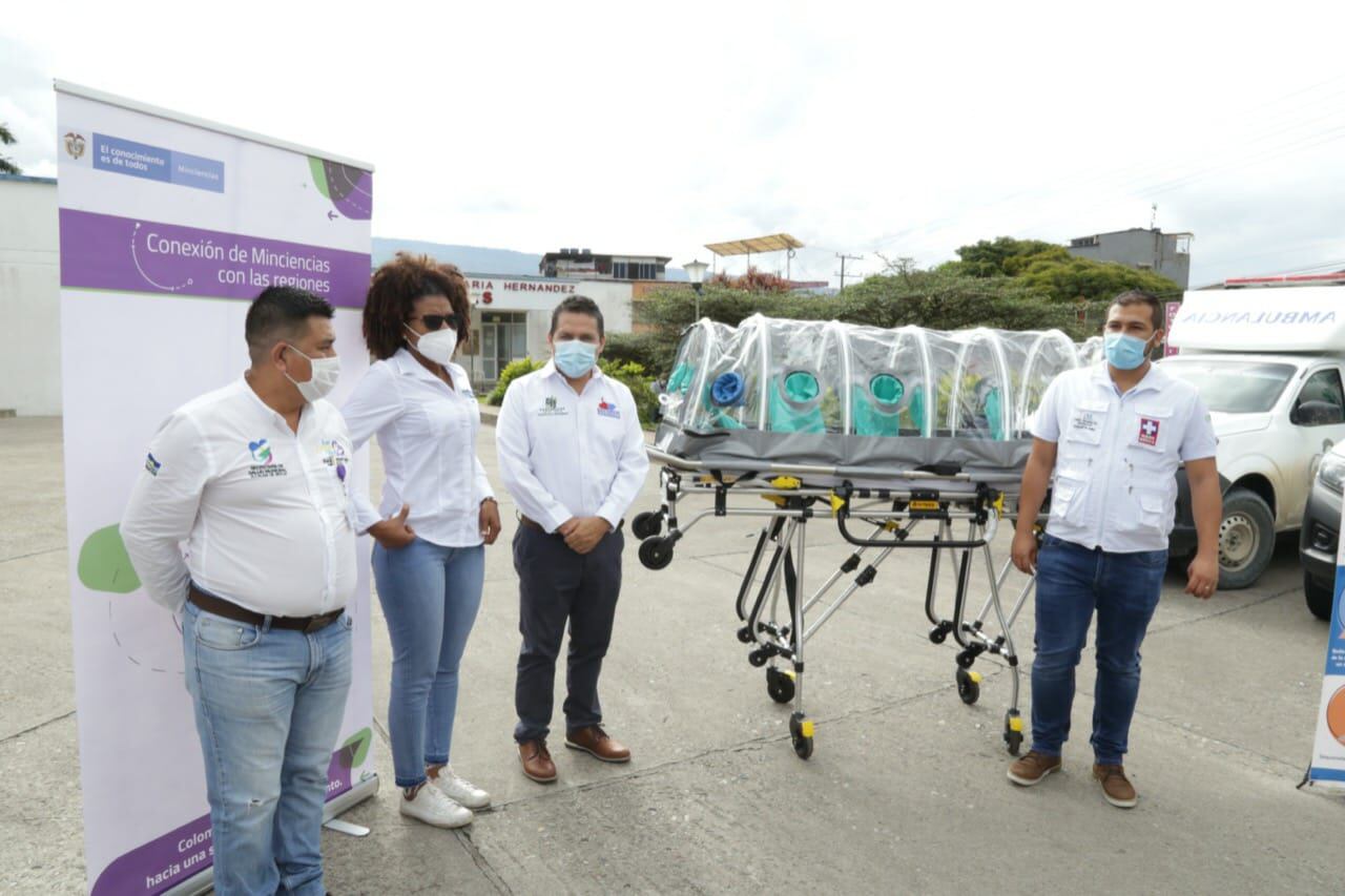 El primer equipo fue entregado en el Hospital José María Hernández de Mocoa. También se beneficiaron centros asistenciales de los municipios de Colón y Puerto Leguízamo.