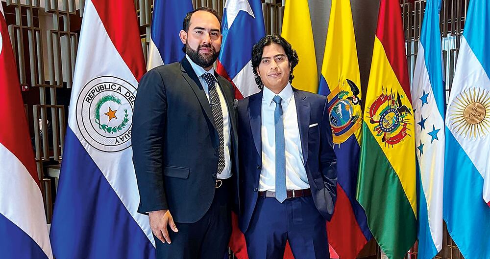    Germán Londoño es la persona de confianza de Nicolás Petro. Se tomó fotos con varios ministros. Según Day Vásquez, habría transportado parte del dinero de la campaña que le entregaron al hijo del presidente.