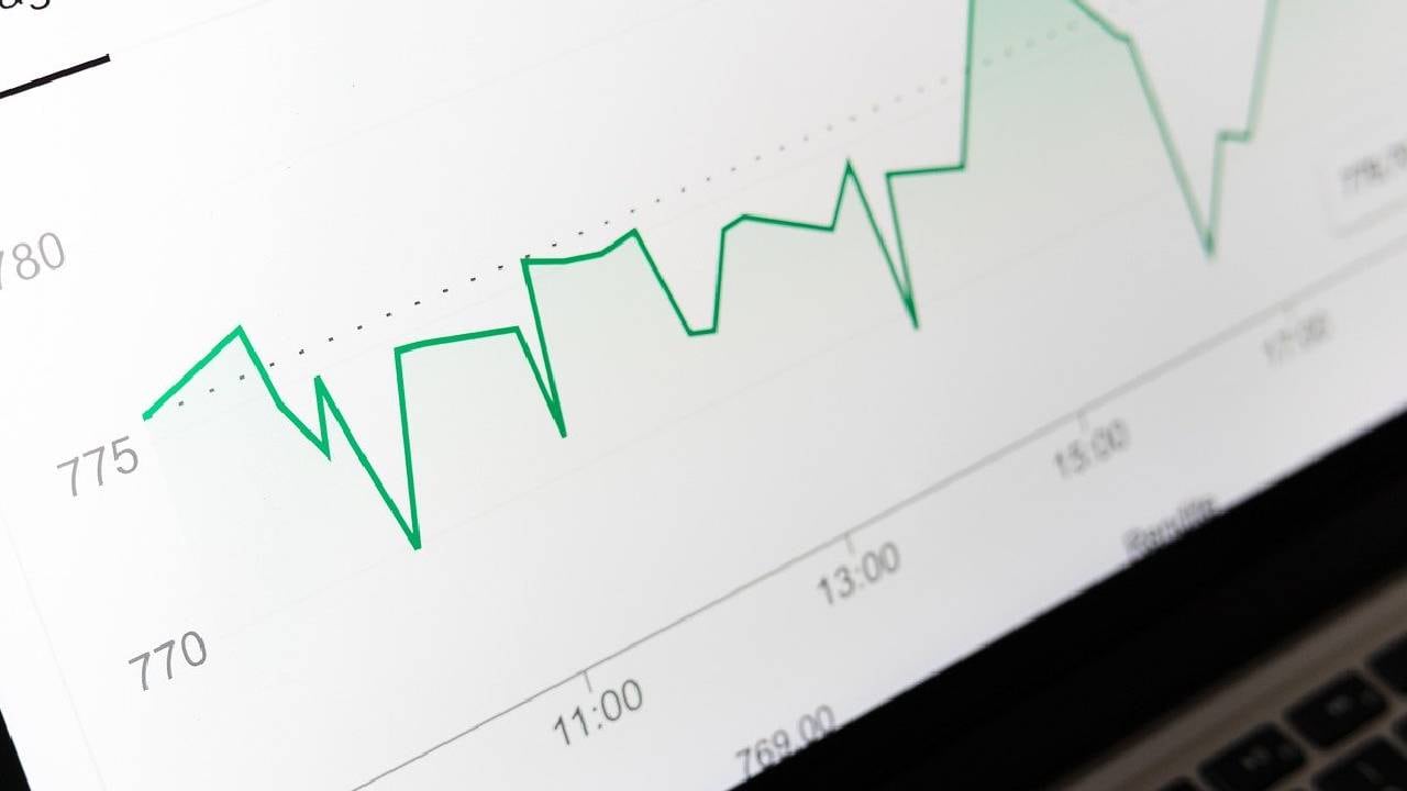 La inflación en Brasil cedió en noviembre pero alcanzó un máximo en 12 meses desde 2003.