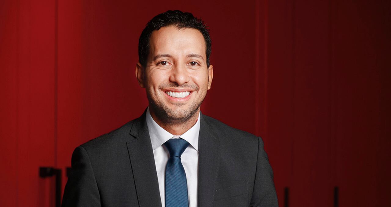 Julián LópezRepresentante de La U