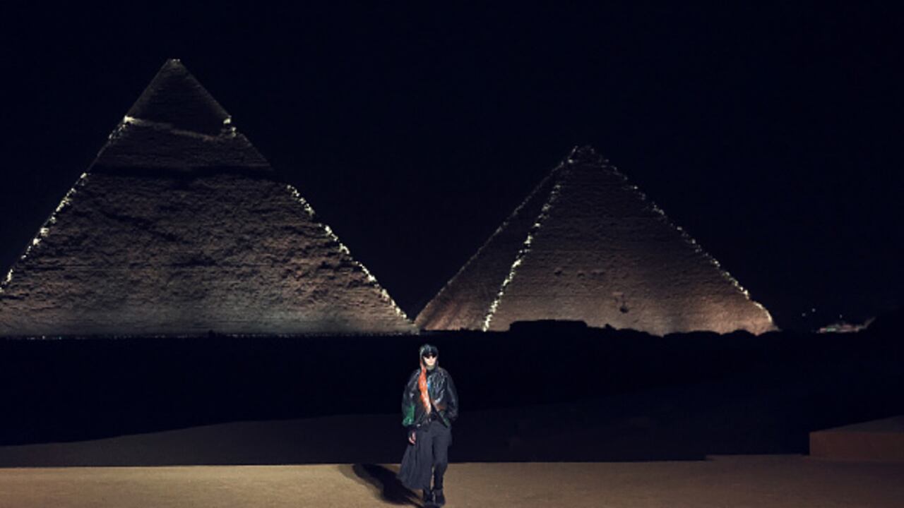 Pasarela de Dior en las pirámides de Guiza, el sábado 3 de diciembre de 2022.