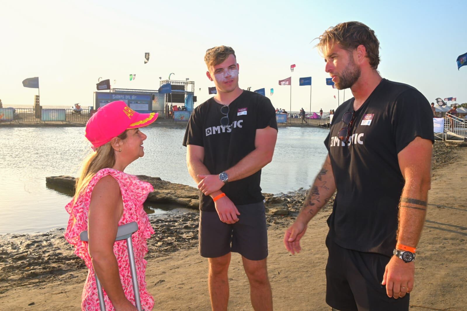 La gobernadora Elsa Noguera, estuvo en el sitio junto a turistas y deportistas