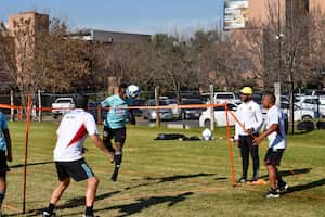 Selección colombiana de fútbol sub 20 entrena en Argentina para debutar en el mundial de su categoría frente al equipo de Israel.
