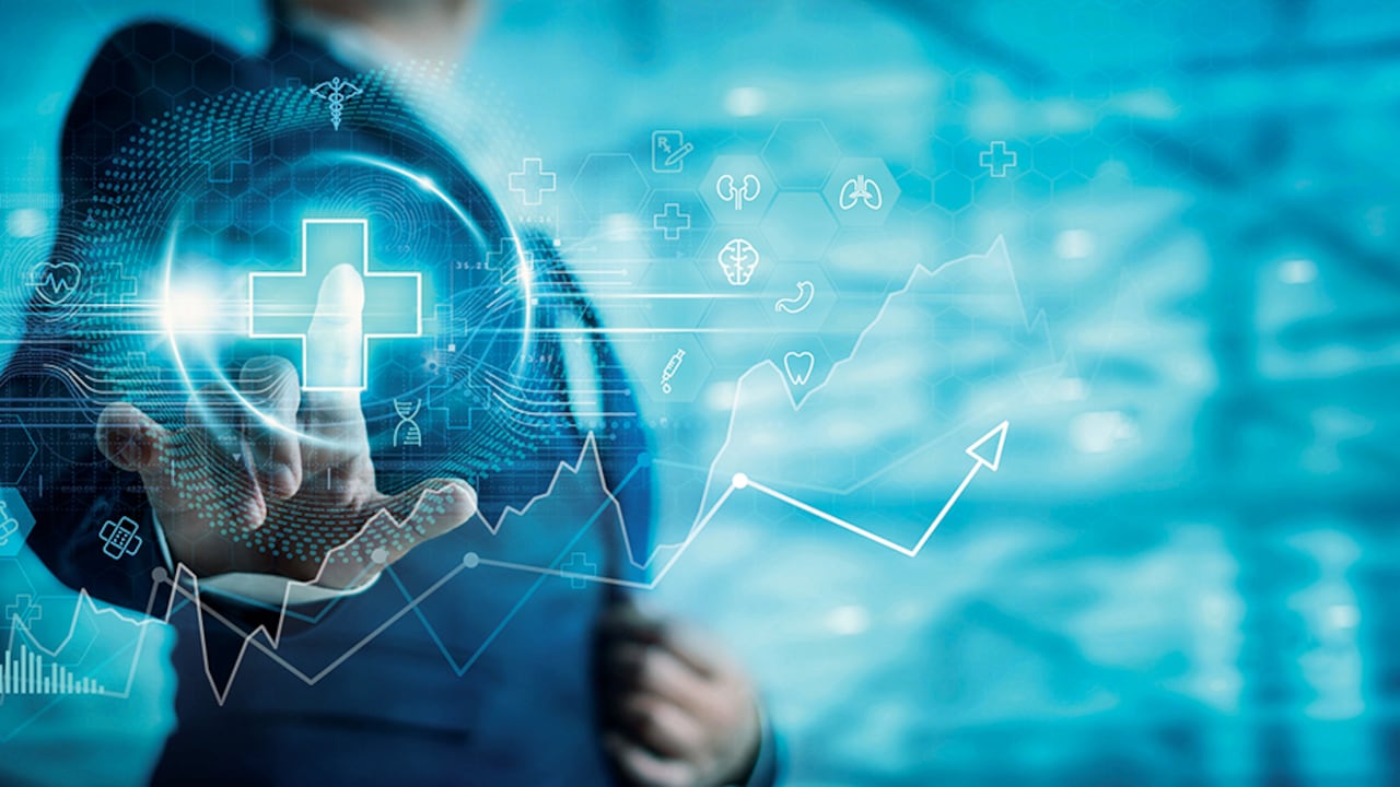 Con una caída de 3 por ciento durante el primer trimestre de 2024 en el producto interno bruto del sector y una persistente baja de utilidades, la industria financiera nacional tiene su mira puesta en un proceso de baja de tasas de interés.