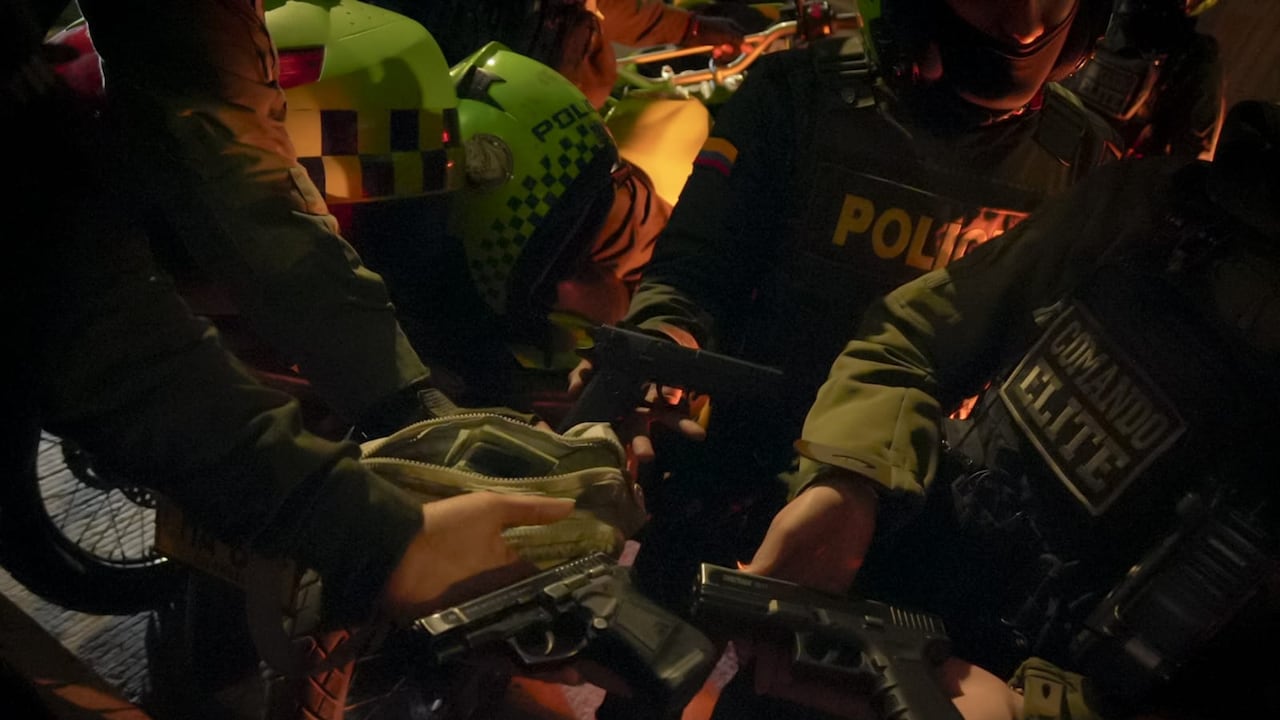Se incautaron 54 armas cortopunzantes y tres armas de letalidad reducida o traumáticas