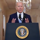 El presidente Joe Biden habla sobre el final de la guerra en Afganistán desde el comedor estatal de la Casa Blanca, martes, 31 de agosto de 2021, en Washington. (AP Foto / Evan Vucci)