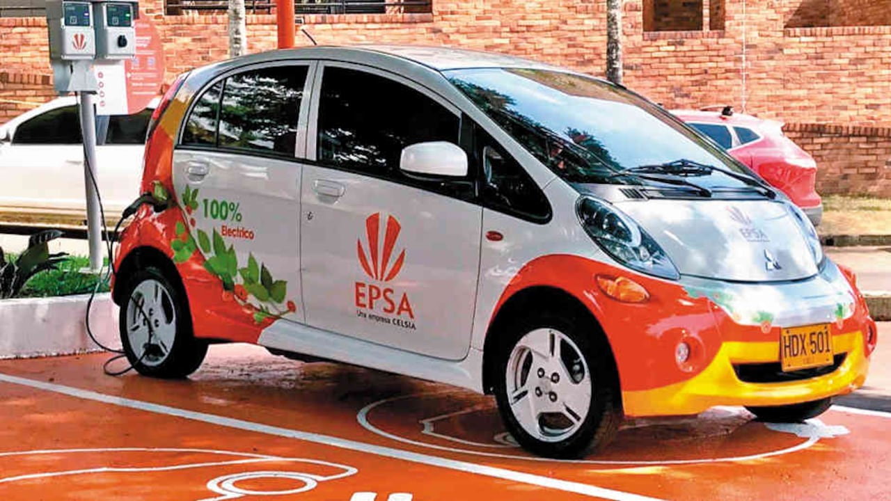 Celsia cuenta con estaciones de carga en Bogotá, Medellín, Cali, Cartagena y Panamá.