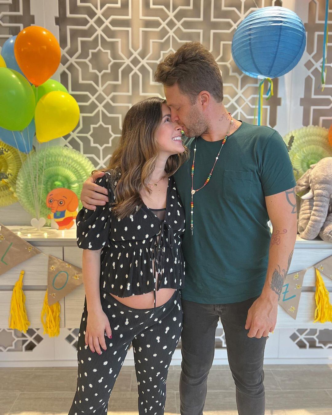 La pareja anunció el embarazo el pasado octubre. Foto: Instagram @sebasyepes.