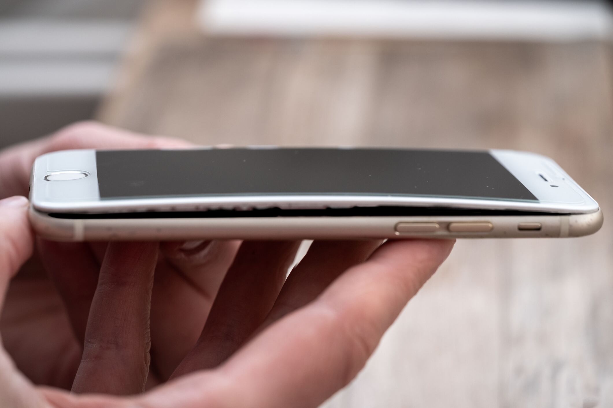 Los celulares han evolucionado, pero continúan presentando fallas que pueden surgir tanto desde la fábrica como por un uso inadecuado.