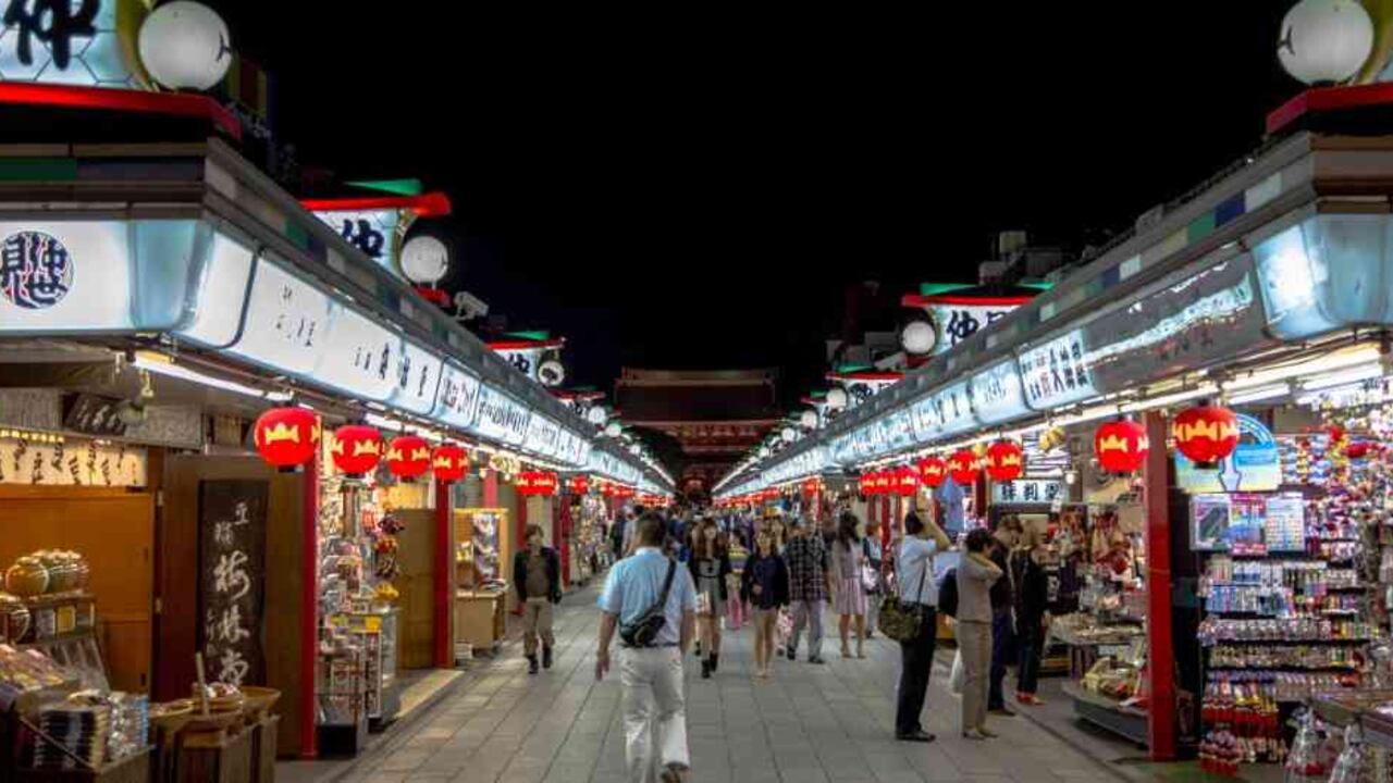 Por otro lado, las exportaciones de Japón registraron en el segundo trimestre una caída del 18,5%.