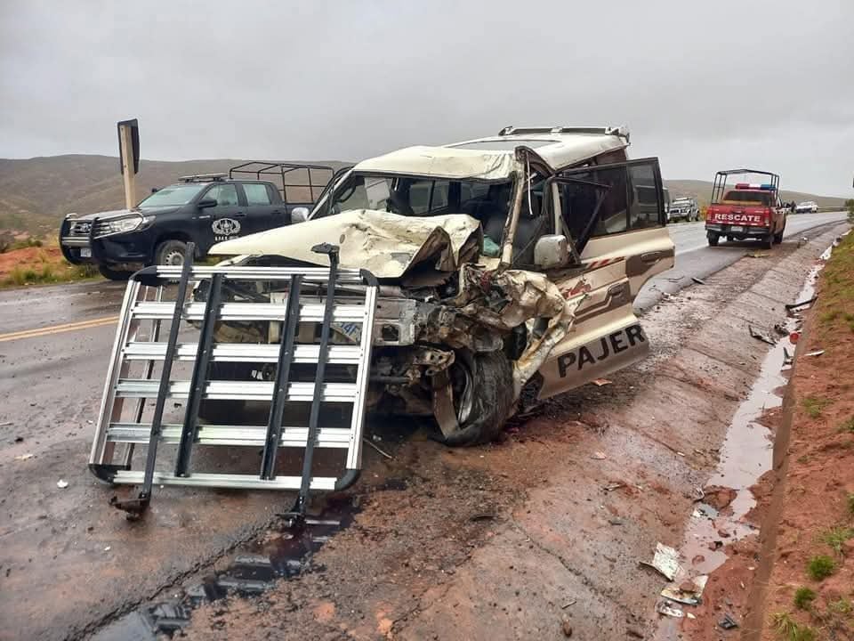 El accidente, entre el bus y una camioneta, dejó a 25 personas fallecidas.