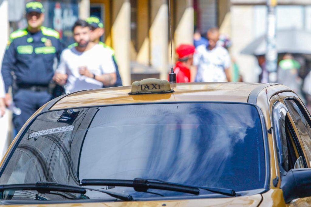 La estrategia de botones de pánico buscar mejorar la seguridad de taxistas y usuarios