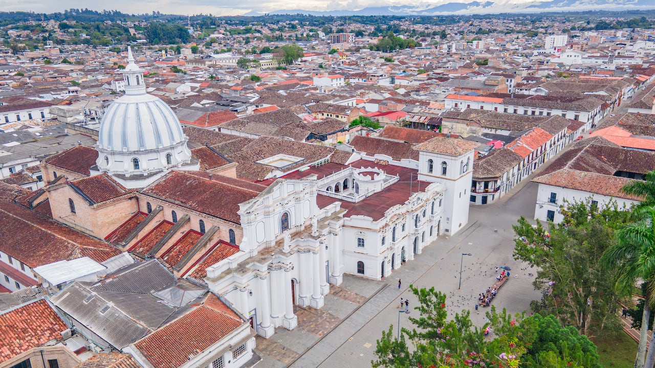 Popayán es una de las ciudades recomendadas en Colombia para visitar en este 2026.
