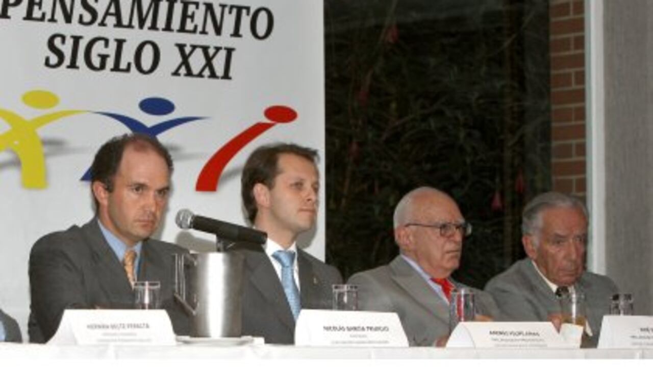 Nicolás García Trujillo, Andrés Felipe Arias, José Galat, Enrique Gómez participaron de un debate, el pasado 24 de agosto, sobre el Partido Conservador de cara a las próximas elecciones a la Presidencia.