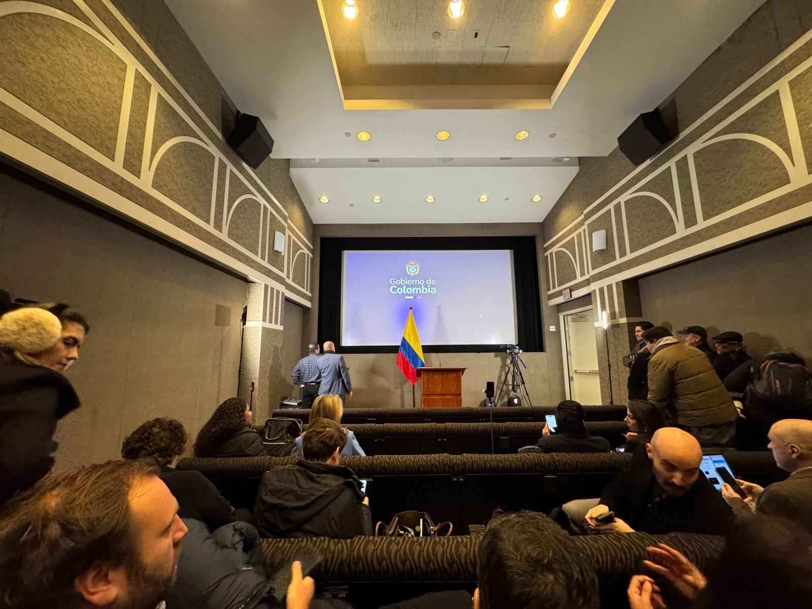 Embajada de Colombia en Estados Unidos, a minutos de declaraciones de Gustavo Petro.