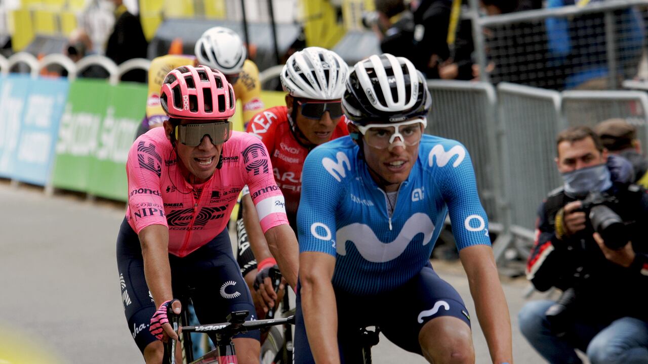 Los colombianos Rigoberto Urán y Nairo Quintana en el final de la primera etapa en Landerneau