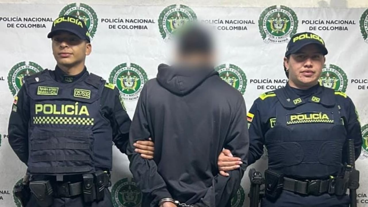 Capturan a un hombre de 23 años en el barrio Santa Librada.