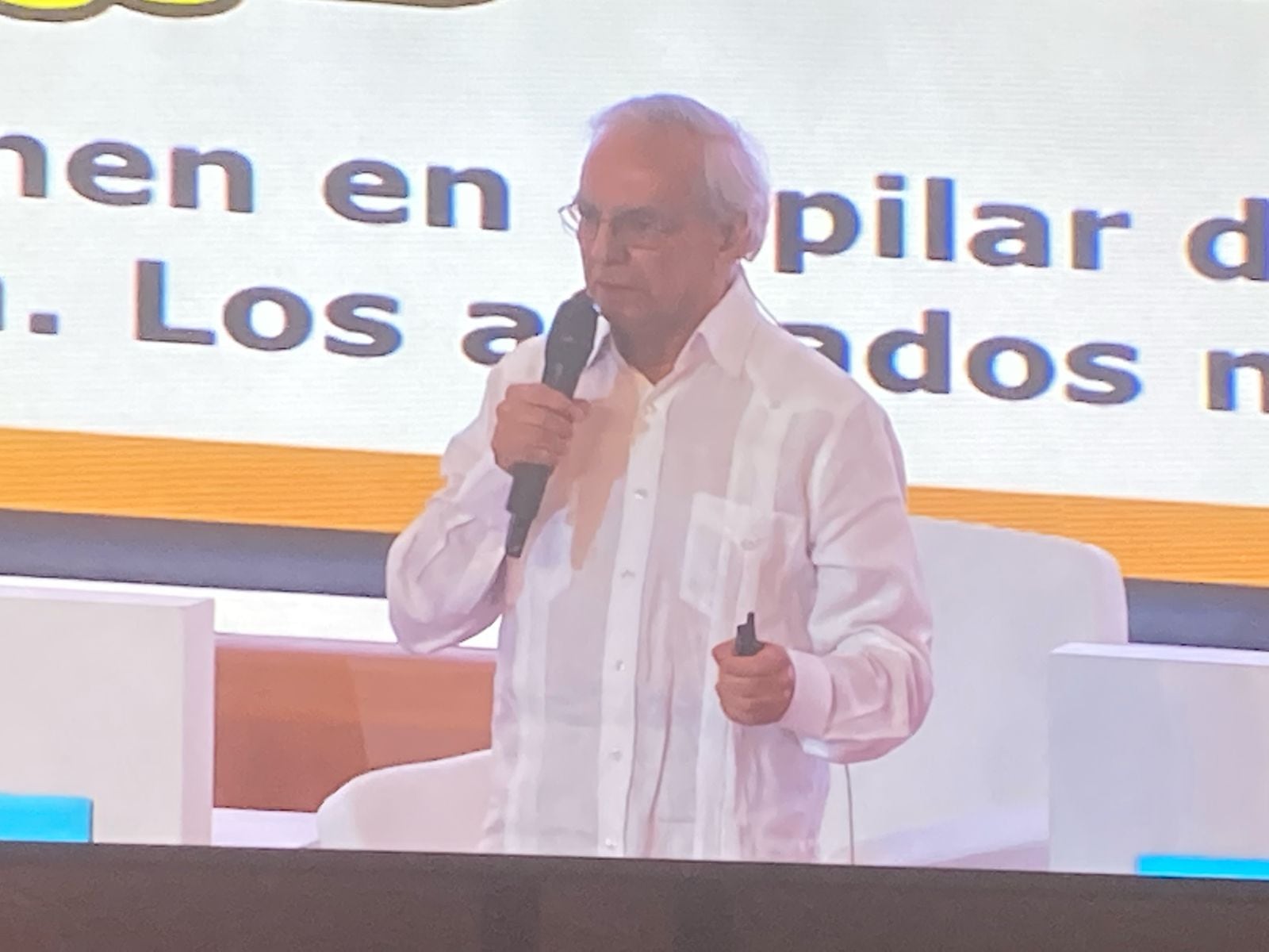 Ricardo Bonilla, ministro de Hacienda.