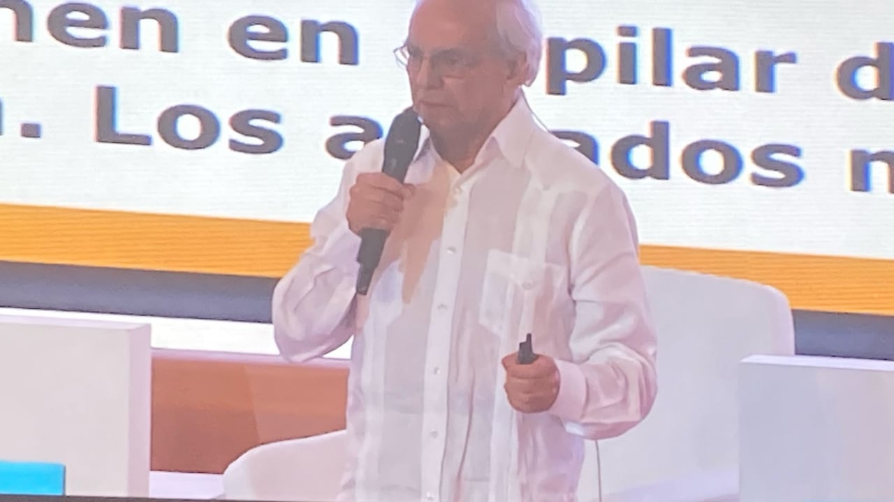 Ricardo Bonilla, ministro de Hacienda.