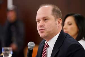 Héctor Olimpo Espinosa también es presidente de la Federación Nacional de departamentos.