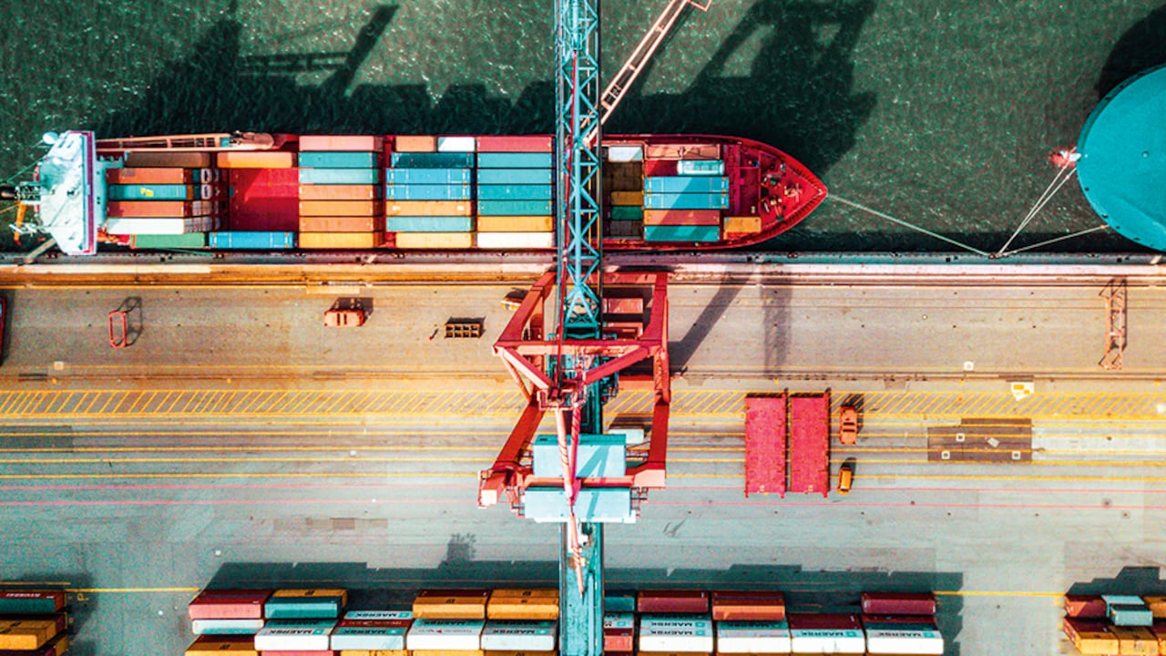 Para los exportadores, el dólar caro es una buena noticia, pero muchos de sus productos necesitan insumos y materia prima importada, que se han encarecido.