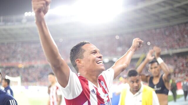 Carlos Bacca abrió el marcador en la final de ida.