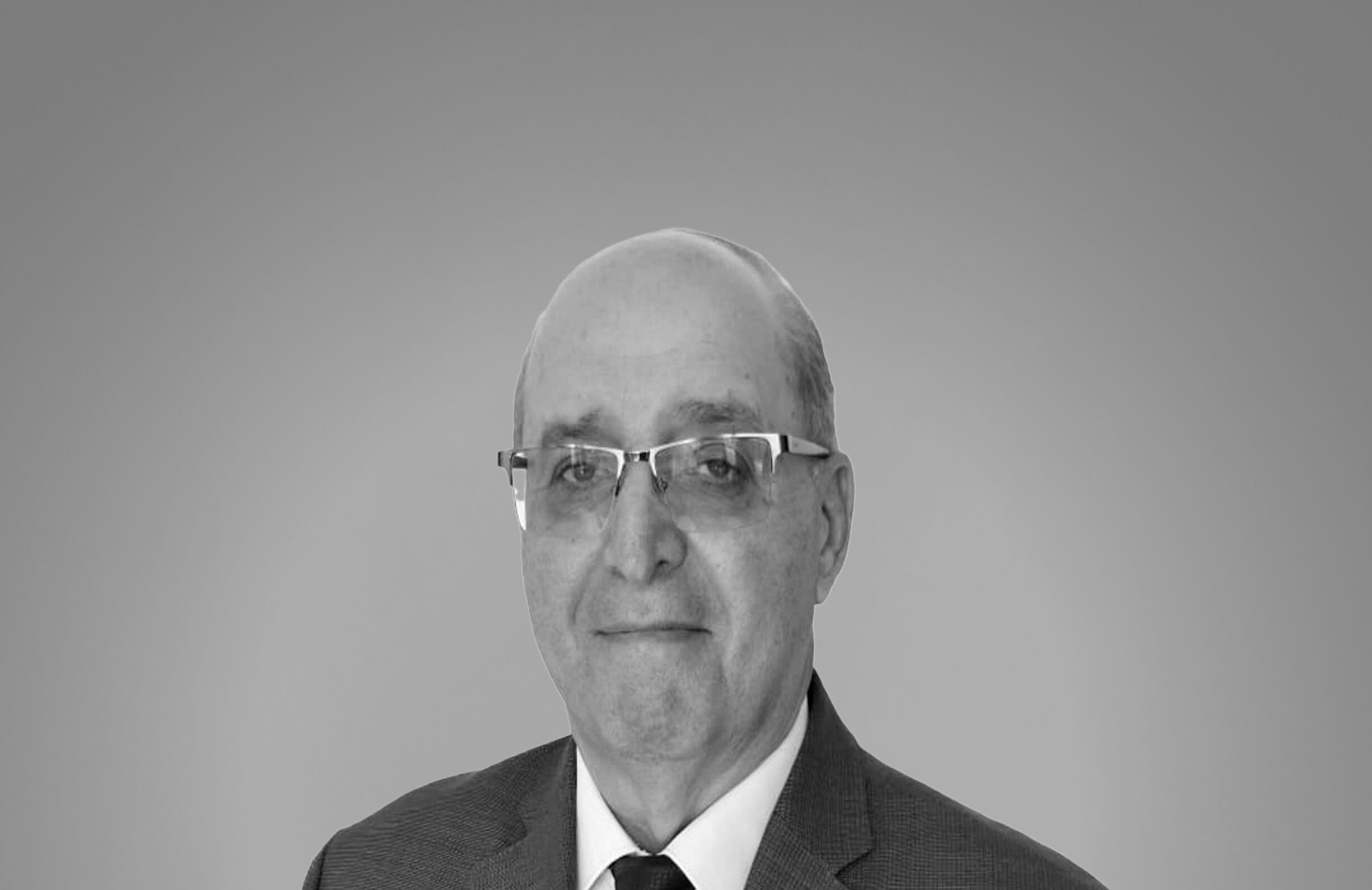 Almirante (r) Hernando Wills Vélez