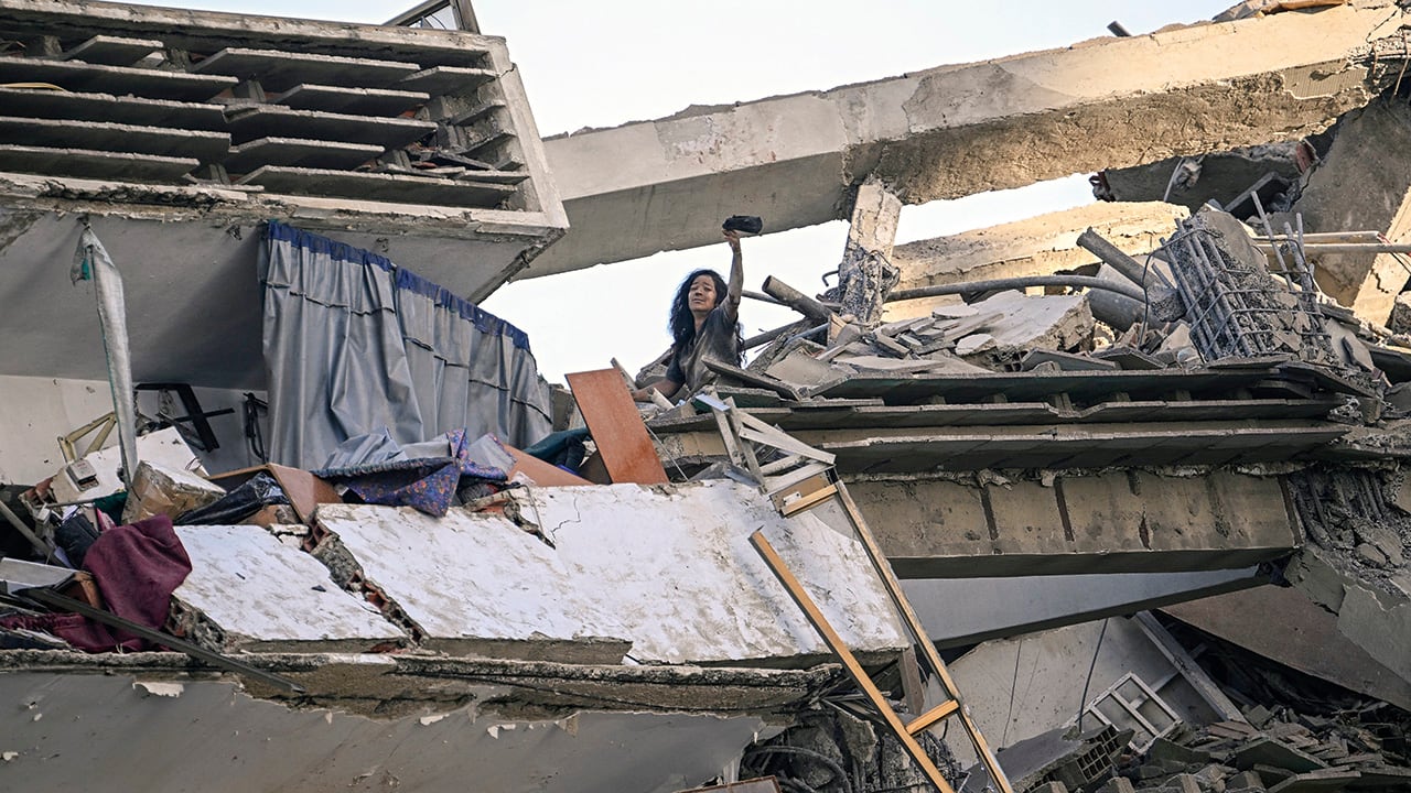 Con el paso de las horas, el terremoto dejó de medirse solo en edificios colapsados y comenzó a medirse en ausencias.